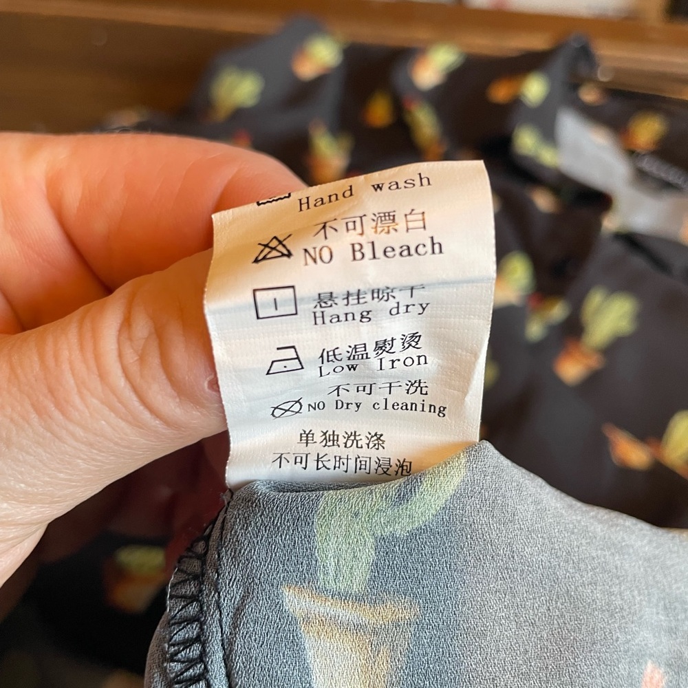 Cactus Print Button Down Top - Picture 11 of 11